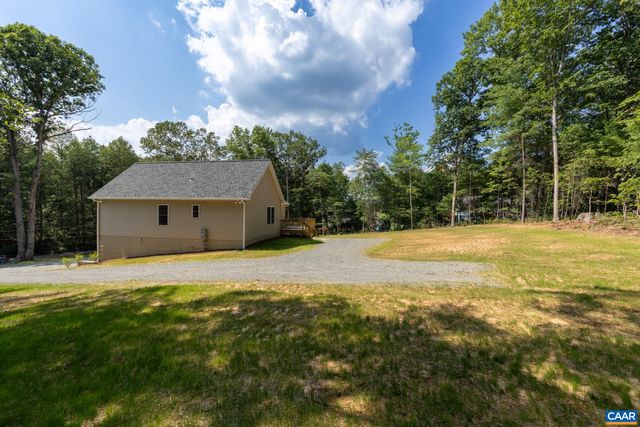 230 FOX HOLLOW RD, Ruckersville, VA 22968