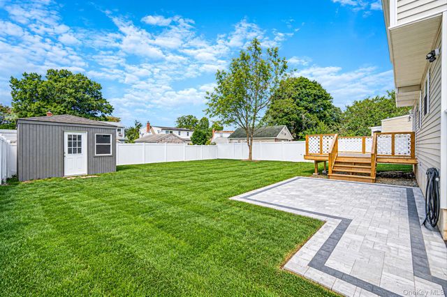 23 Bogart Street, Huntington Station, NY 11746