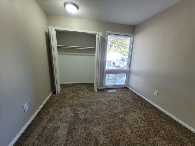 4613 SE 3rd Court, Des Moines, IA 50315