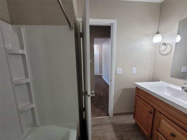 4613 SE 3rd Court, Des Moines, IA 50315