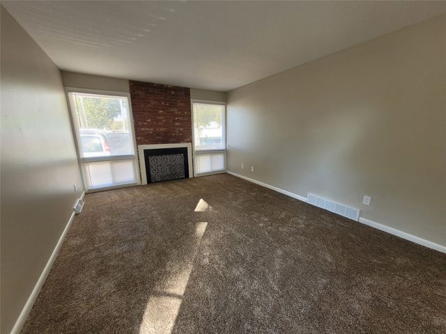 4613 SE 3rd Court, Des Moines, IA 50315