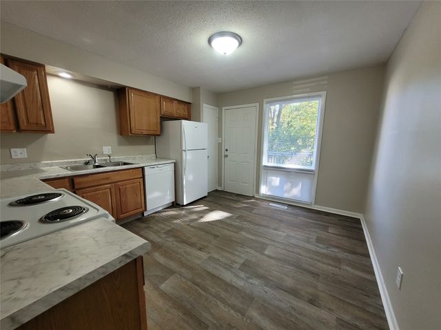 4613 SE 3rd Court, Des Moines, IA 50315