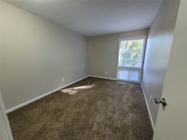 4613 SE 3rd Court, Des Moines, IA 50315