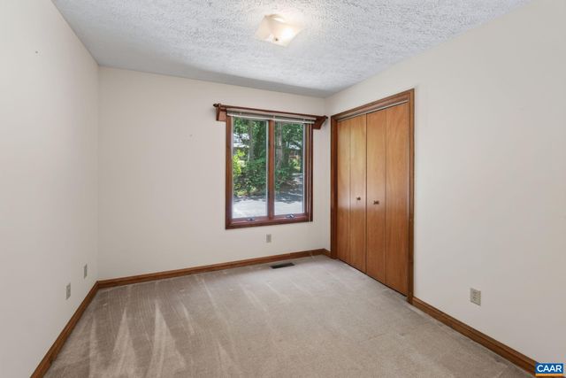 9 TIMBERLAKE TER, Palmyra, VA 22963