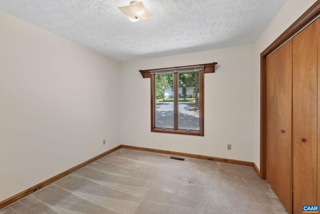 9 TIMBERLAKE TER, Palmyra, VA 22963