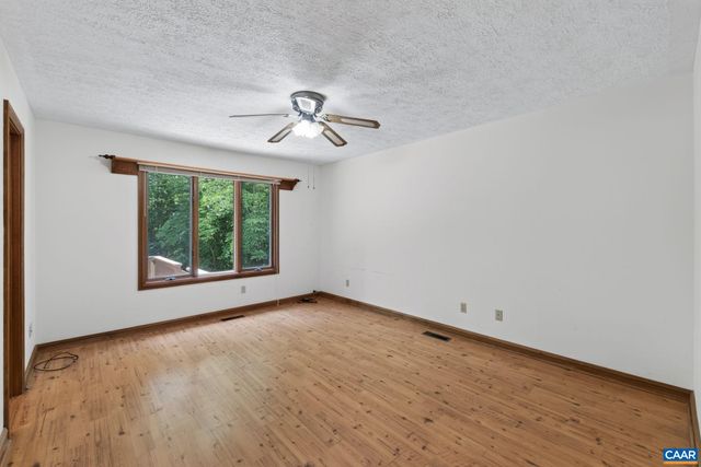 9 TIMBERLAKE TER, Palmyra, VA 22963
