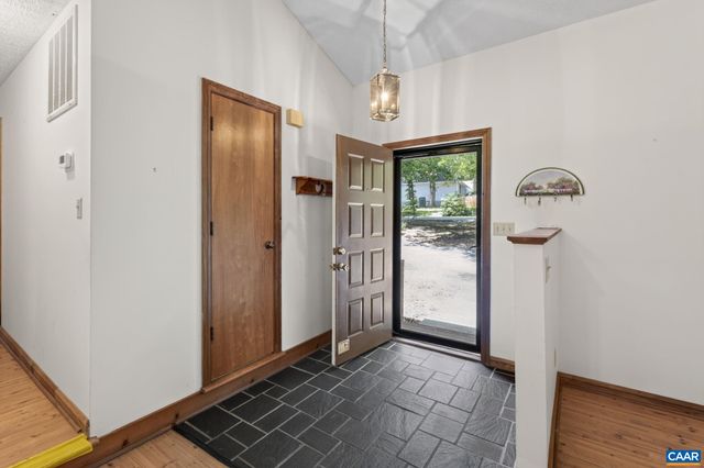 9 TIMBERLAKE TER, Palmyra, VA 22963