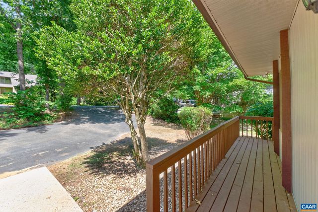 9 TIMBERLAKE TER, Palmyra, VA 22963