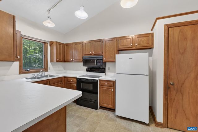 9 TIMBERLAKE TER, Palmyra, VA 22963