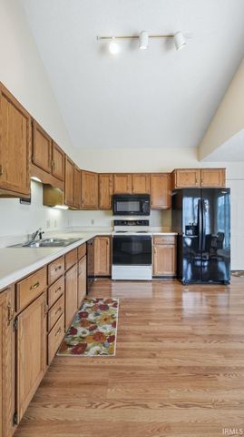4421 W Shenandoah Circle, Fort Wayne, IN 46835