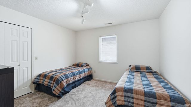 4421 W Shenandoah Circle, Fort Wayne, IN 46835