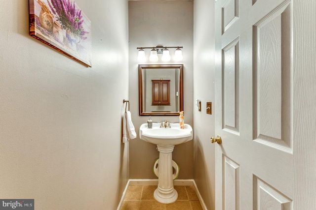 251 TALL OAK DR, Pocono Lake, PA 18347