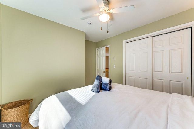 251 TALL OAK DR, Pocono Lake, PA 18347