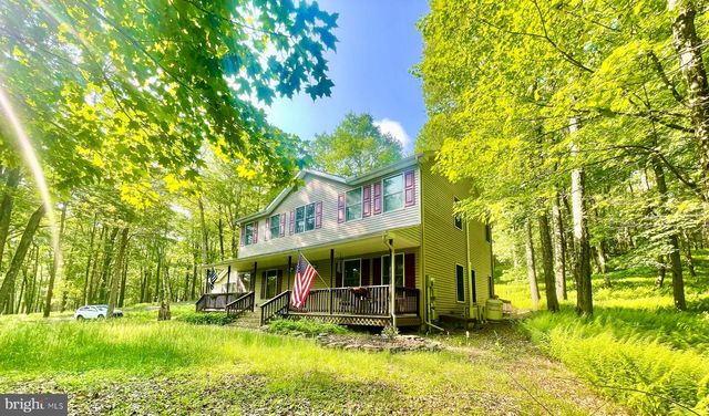 251 TALL OAK DR, Pocono Lake, PA 18347