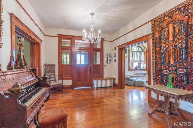 225 S 6th Street, Poplar Bluff, MO 63901