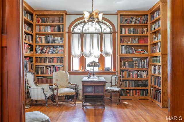 225 S 6th Street, Poplar Bluff, MO 63901