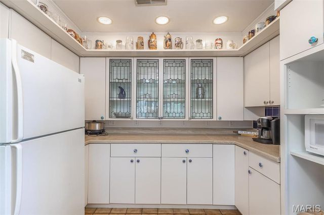 225 S 6th Street, Poplar Bluff, MO 63901