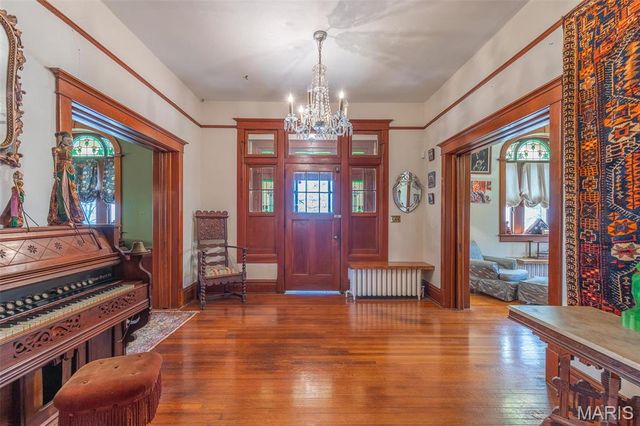 225 S 6th Street, Poplar Bluff, MO 63901