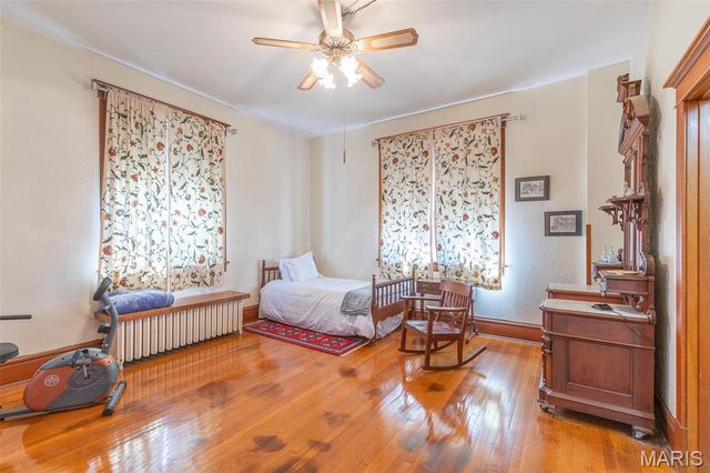 225 S 6th Street, Poplar Bluff, MO 63901