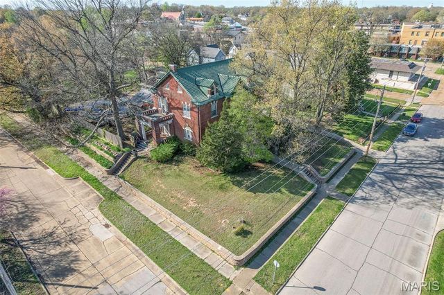 225 S 6th Street, Poplar Bluff, MO 63901