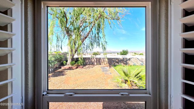 2897 Cheyenne Drive, Las Cruces, NM 88011