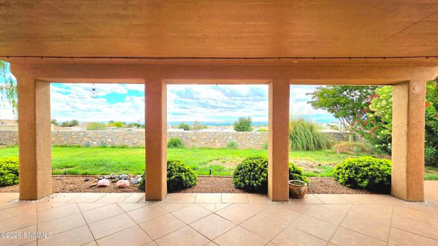 2897 Cheyenne Drive, Las Cruces, NM 88011