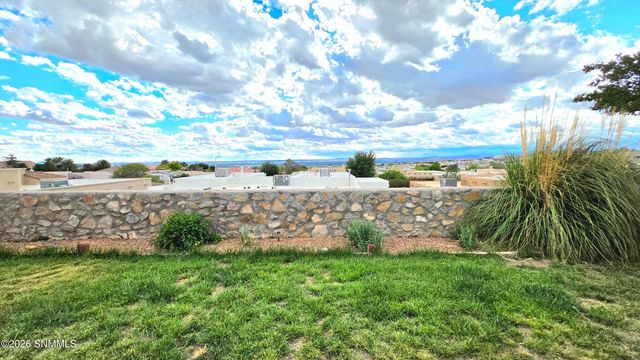 2897 Cheyenne Drive, Las Cruces, NM 88011