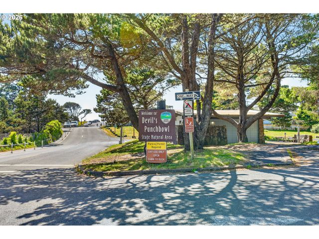 6805 BOLAND Way, Otter Rock, OR 97369