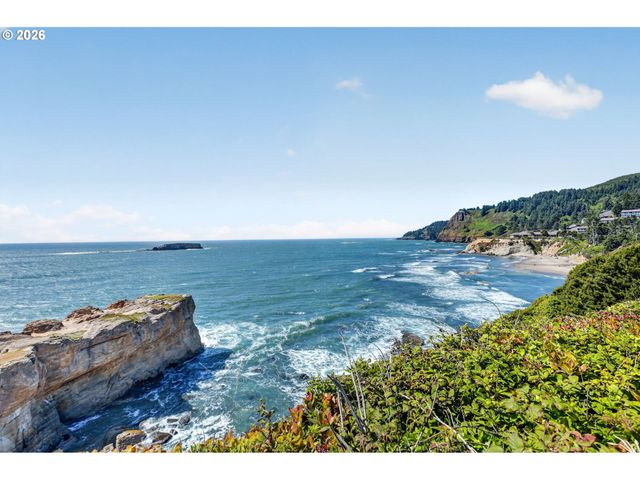6805 BOLAND Way, Otter Rock, OR 97369