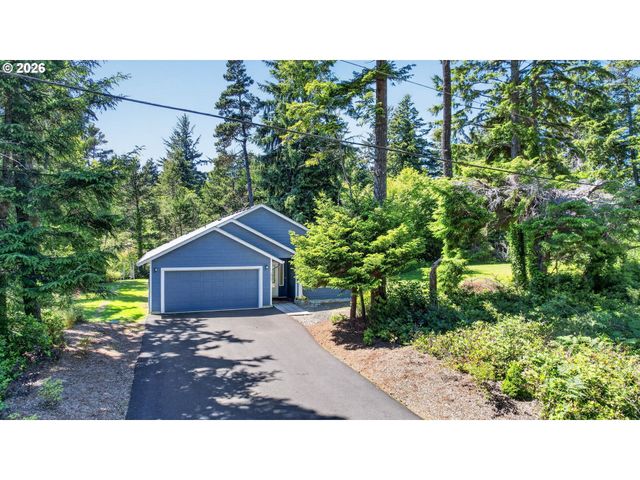 6805 BOLAND Way, Otter Rock, OR 97369