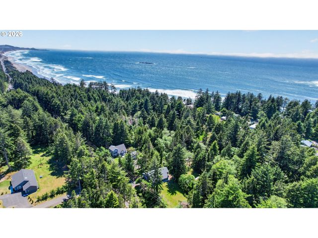 6805 BOLAND Way, Otter Rock, OR 97369