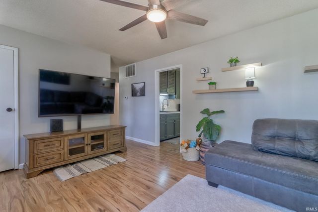 1908 Newton Avenue, Evansville, IN 47715