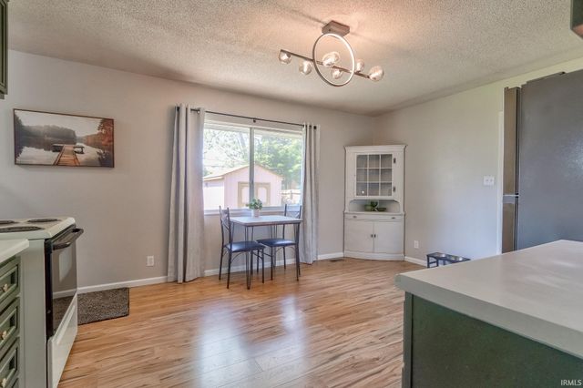 1908 Newton Avenue, Evansville, IN 47715