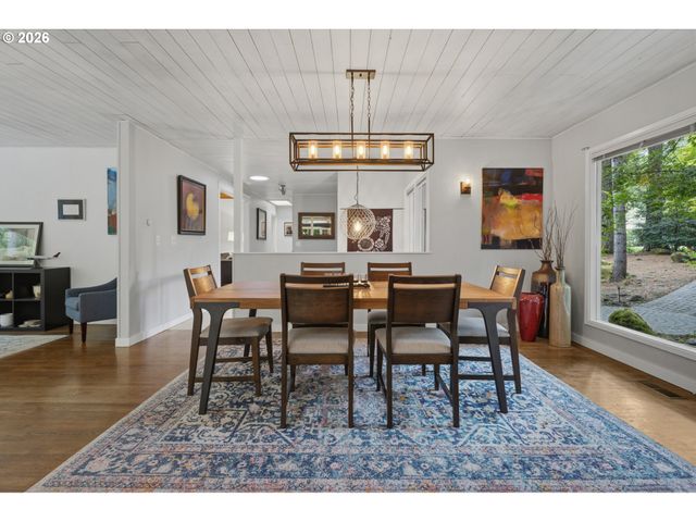 18148 PIONEER Ct, Lake Oswego, OR 97034