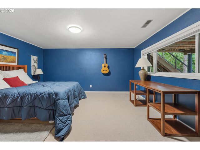 18148 PIONEER Ct, Lake Oswego, OR 97034