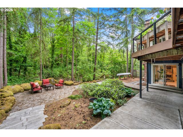 18148 PIONEER Ct, Lake Oswego, OR 97034