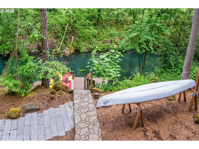 18148 PIONEER Ct, Lake Oswego, OR 97034