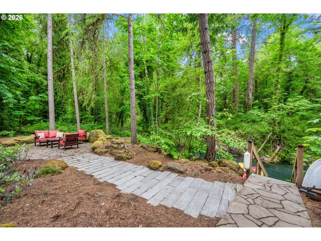 18148 PIONEER Ct, Lake Oswego, OR 97034