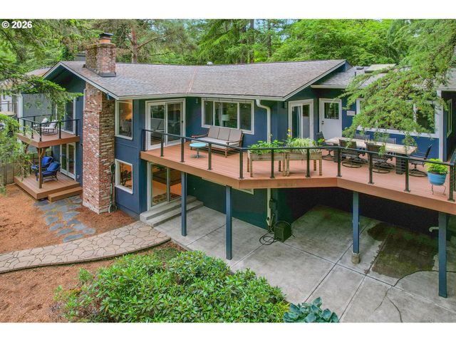 18148 PIONEER Ct, Lake Oswego, OR 97034