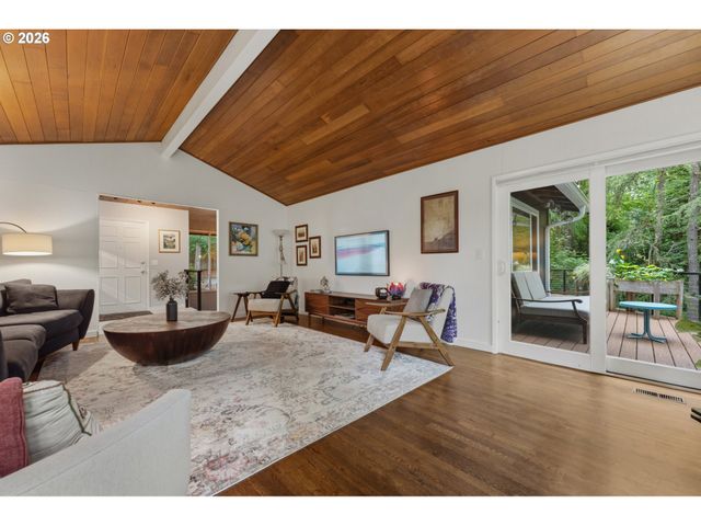 18148 PIONEER Ct, Lake Oswego, OR 97034