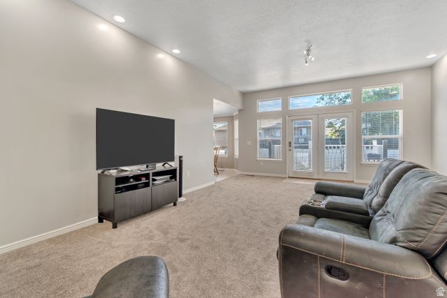634 W 2325 N, Layton, UT 84041