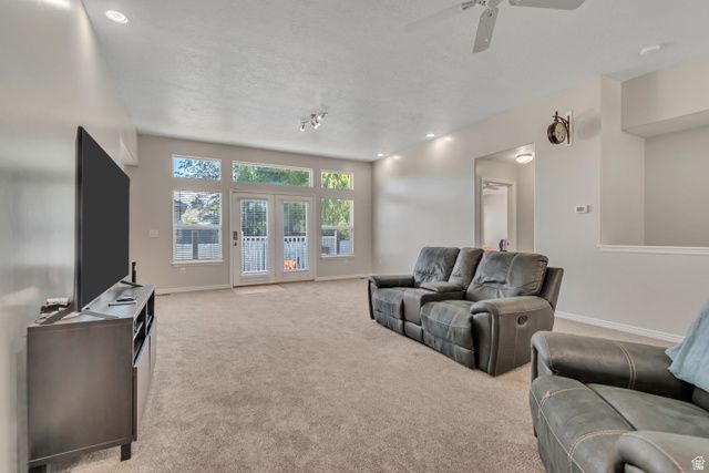 634 W 2325 N, Layton, UT 84041