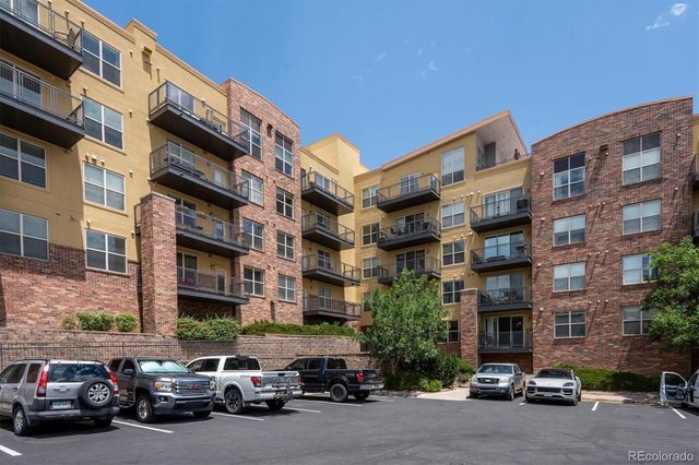 9079 E Panorama Circle 102, Englewood, CO 80112