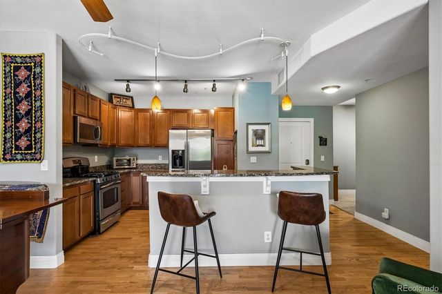 9079 E Panorama Circle 102, Englewood, CO 80112