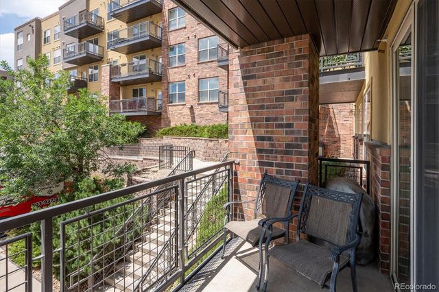 9079 E Panorama Circle 102, Englewood, CO 80112