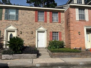 2030 Plantation Drive B, Conroe, TX 77301