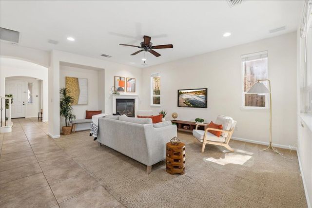 1325 Appaloosa Ct, Auburn, CA 95603