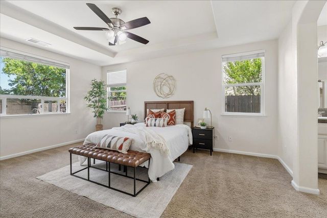 1325 Appaloosa Ct, Auburn, CA 95603