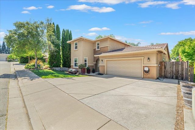 1325 Appaloosa Ct, Auburn, CA 95603