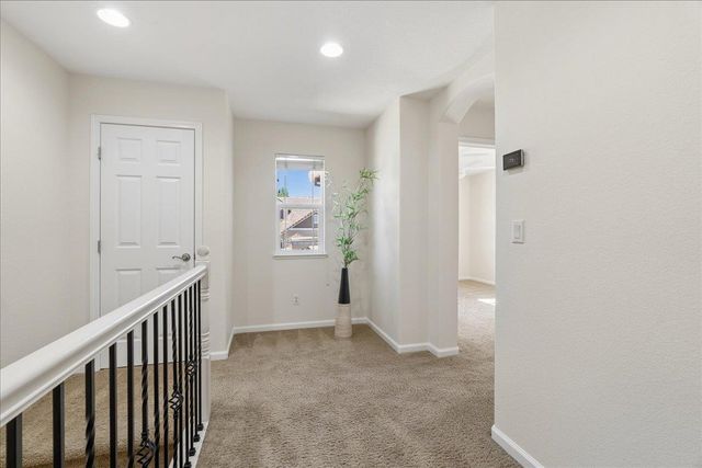 1325 Appaloosa Ct, Auburn, CA 95603